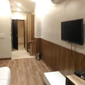 Guest house Aval International