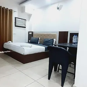 Hotel Singh Residency Medanta