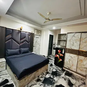 Guest house Vibe Communal Living